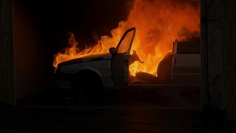 Bíblia é preservada após carro ser destruído por incêndio no Paraná