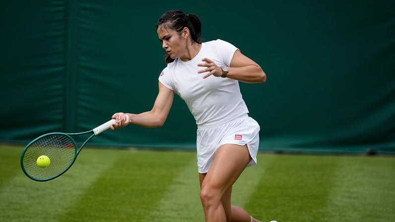 Raducanu encerra treino cedo, aumentando temores de ausência no Wimbledon
