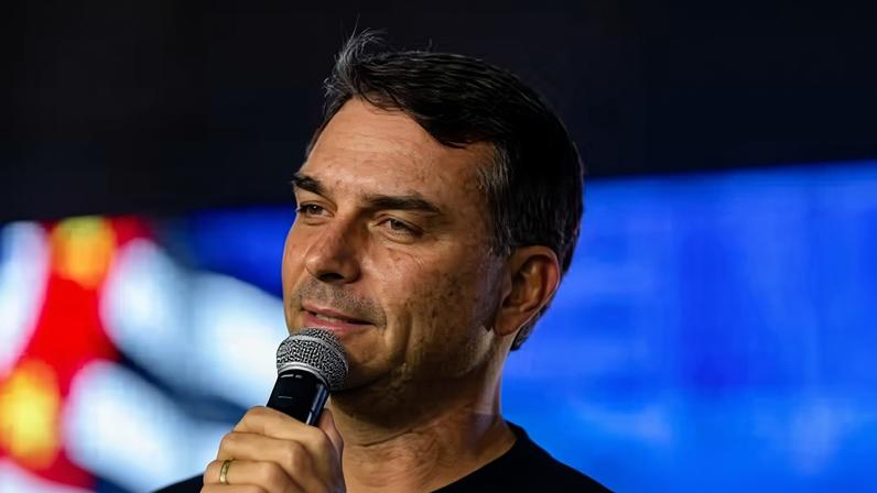 Flávio Bolsonaro, pré-candidato à Presidência pelo PL — Foto: Victor Moriyama/Bloomberg