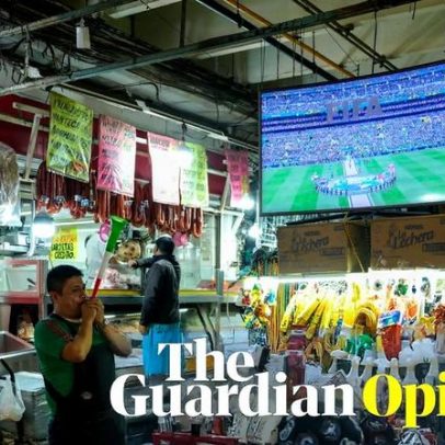 Copa do Mundo vista de longe soa como ruído ambiente, bem diferente do trabalho
