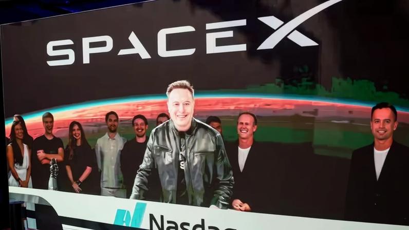 SpaceX's IPO Raises $75 Billion In Biggest Debut Of All Time — Foto: Michael Nagle/Bloomberg