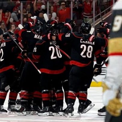 Jarvis marca na prorrogação e Carolina empata a final da Stanley Cup