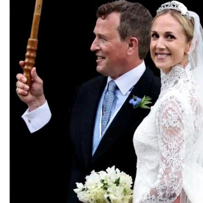 Vestido de Harriet Sperling para Peter Phillips: renda floral, tule e cauda de 3 m