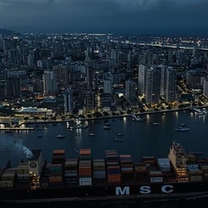 Tarifas de 25% ao Brasil propostas por Trump, apesar do superávit dos EUA