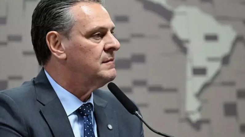 Ex-ministro da Agricultura e Pecuária Carlos Fávaro acredita que problema pode ser resolvido até setembro, quando embargo passa a valer
