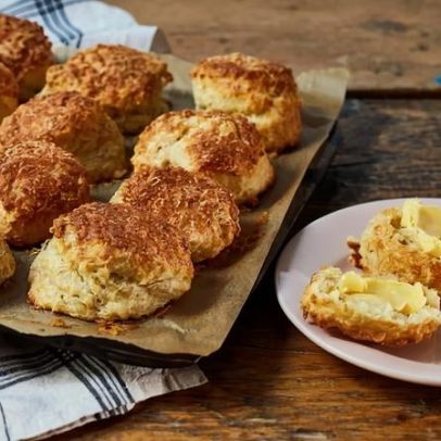 Por que meus scones ficam secos? Causas e soluções
