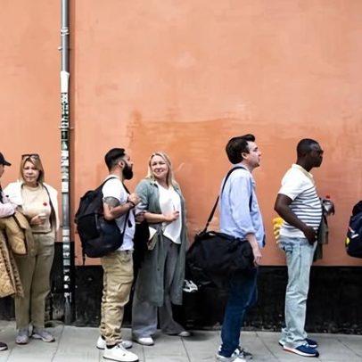 Fazer fila para conhecer pessoas pode se tornar prática comum em breve