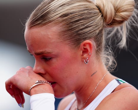 Keely Hodgkinson was emotional after pulling out of the 400m final but her camp suggested the issue was muscle tightness rather than injury.