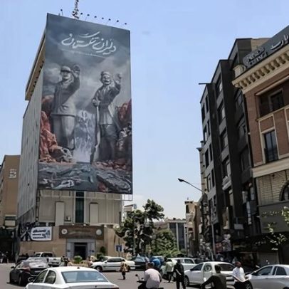 EUA dizem que bases de radar iranianas foram atingidas e drones interceptados