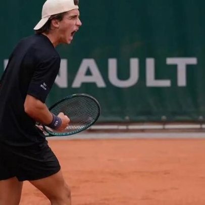 Leonardo Storck vence 8º do mundo e avança às quartas em Roland Garros