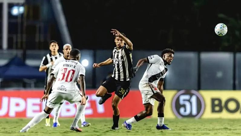 Renato analisou seu trabalho pelo Vasco –