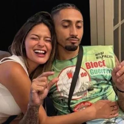 Raphinha reage após esposa ser chamada de garota de programa