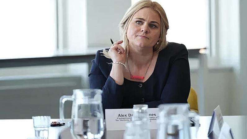Alex Davies-Jones resigned as a justice minister in May
