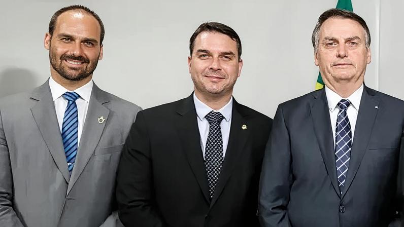 Eduardo Bolsonaro, Flávio Bolsonaro e Jair Bolsonaro