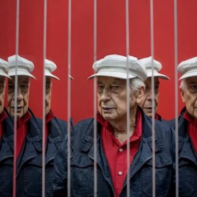 Julio Le Parc, pioneiro da arte cinética, morre aos 97 anos