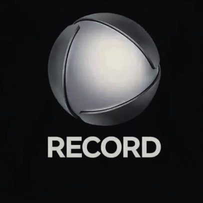 Record altera programação às pressas e não transmite jogo do Brasil na Copa