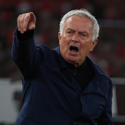 Benfica confirma saída de Mourinho para o Real Madrid por R$ 88 milhões