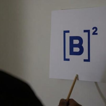 Usiminas cai na bolsa mesmo com Ibovespa em alta; o que pesa sobre a siderúrgica