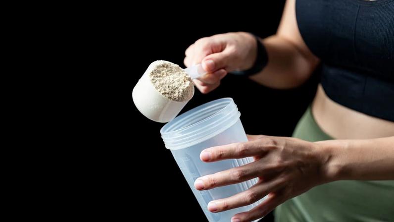 Nem todo preparo preserva a qualidade do whey. (Foto: Getty Images via Canva)
