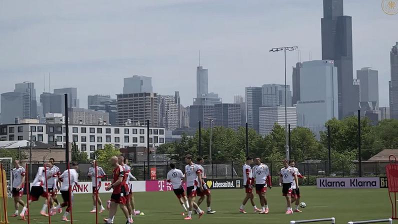Primeiro treino da seleção alemã em Chicago abre preparação