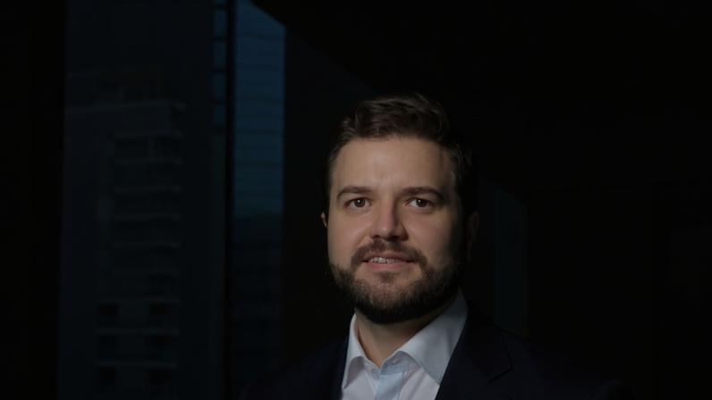 Alto Escalão: as promoções deram a tônica da semana com intensa troca de cadeiras