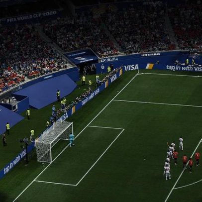 Música que quase não foi gravada, virou hit dos estádios na Copa