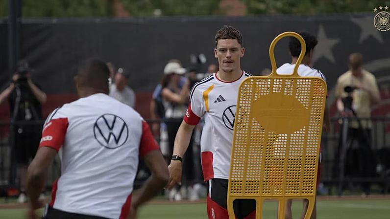 A seleção da Alemanha deu sequência à preparação em Toronto para o segundo jogo da fase de grupos da Copa do Mundo da FIFA 2026 contra a Costa do Marfim.