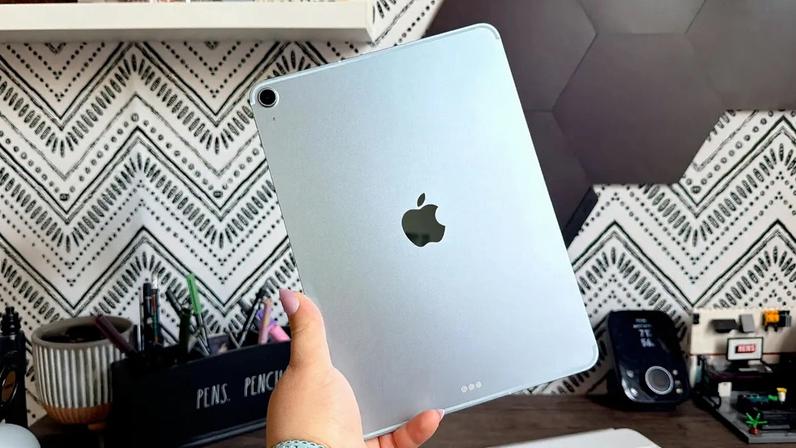 iPad Air (2026)