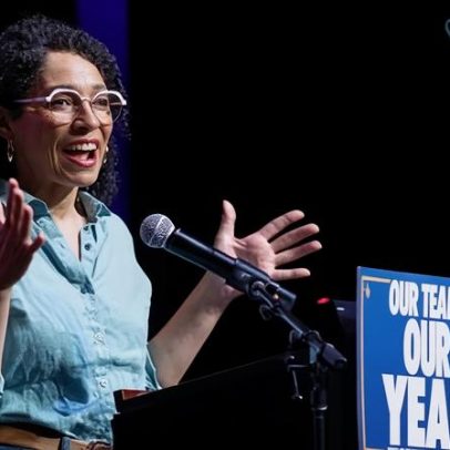 Progressista de Nova York, apoiado por Zohran Mamdani, mira o establishment