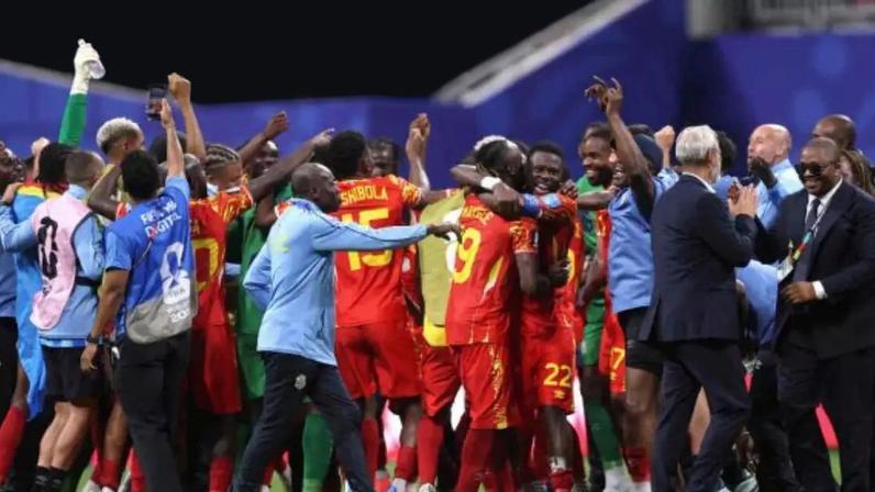 Jogadores do Congo celebram classificação para a segunda fase