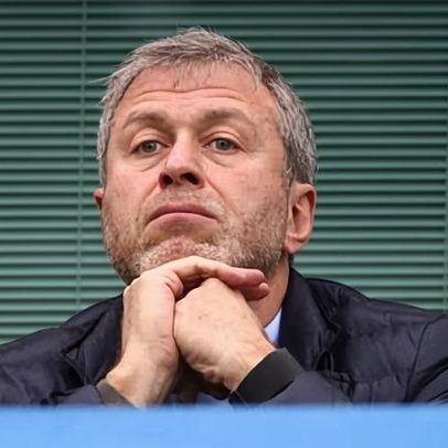 Zelensky diz ter reunido com Abramovich em Kyiv via canal a Putin