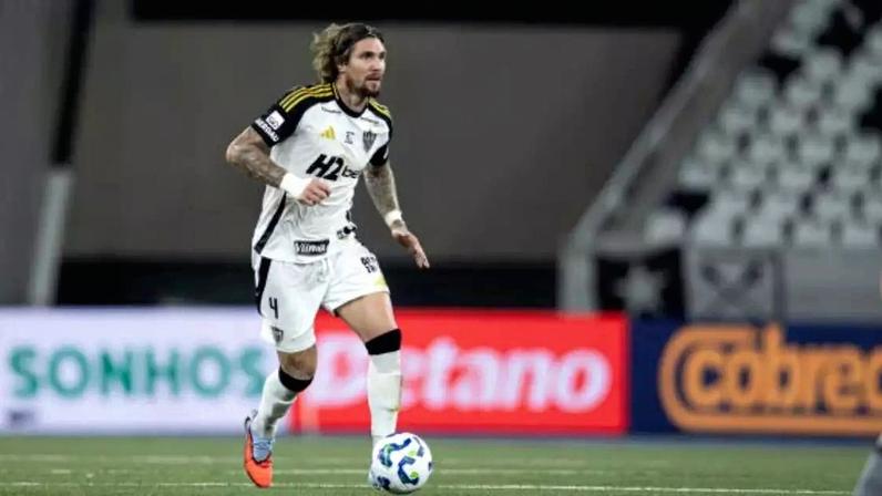Lyanco vem alternando momentos como titular e como reserva no Atlético