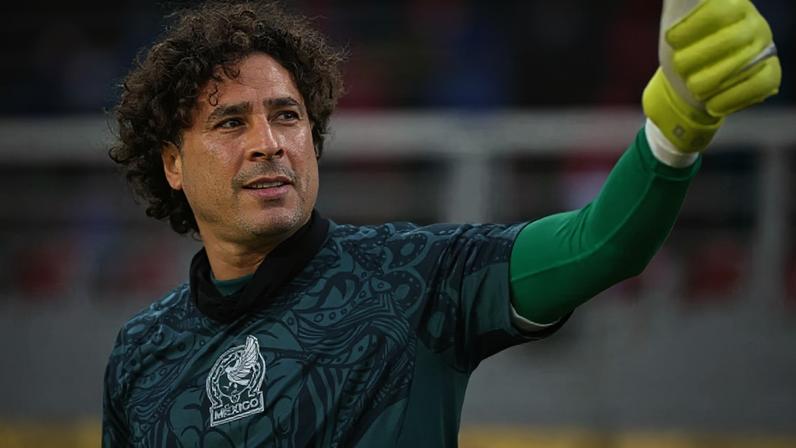Ochoa é um dos experientes na Copa do Mundo –