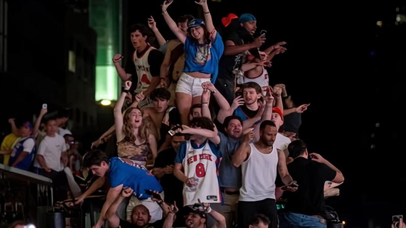 Nova York celebra título dos Knicks no NBA após 53 anos