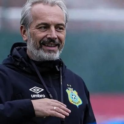 Técnico da RD Congo aposta na ousadia contra Portugal, diz que vai correr riscos