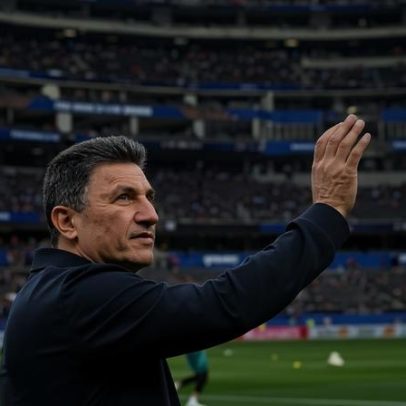 Técnico iraniano denuncia maus-tratos da FIFA e EUA à equipe