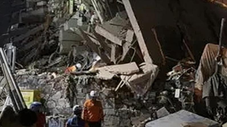 Nicole Kolster says people in Caracas evacuated to the streets, fearing further aftershocks