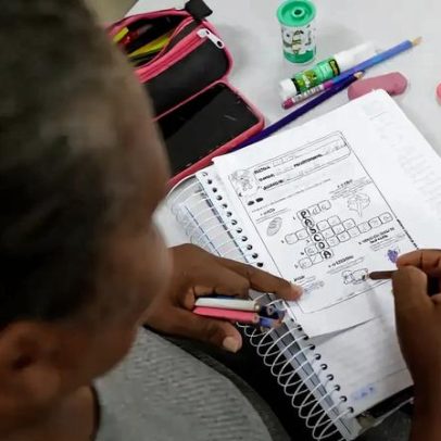 Analfabetismo no Brasil cai abaixo de 5% pela 1ª vez, aponta IBGE