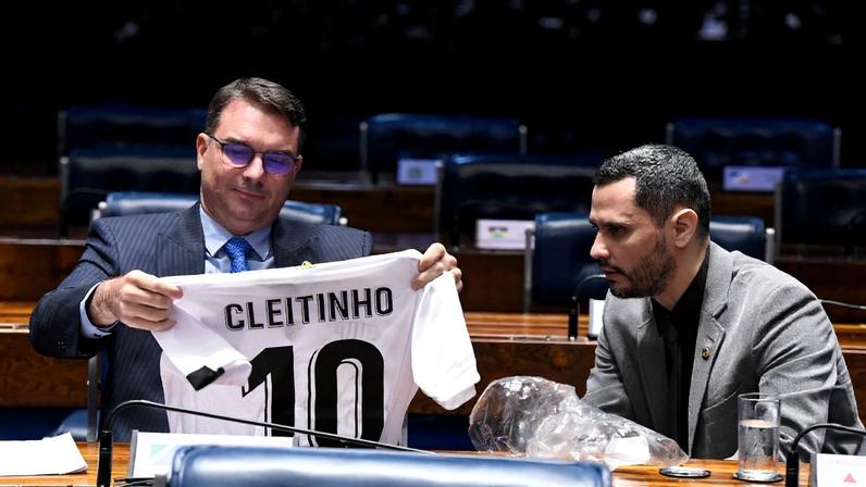 Cleitinho e Flávio Bolsonaro no Senado