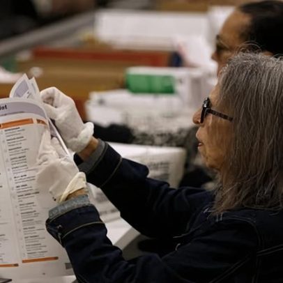Contagem de votos na Califórnia não encontra evidências de fraude