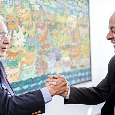 FHC, 95, apoia Lula e contraria a direita, diz diretor de fundação