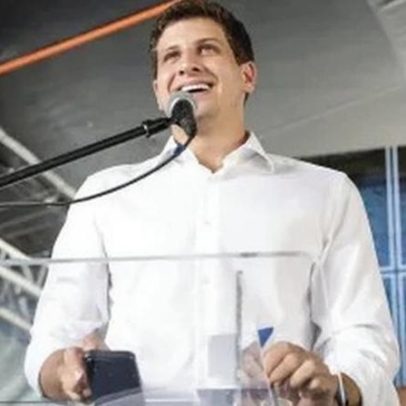 João Campos mantém liderança em pesquisa para governo de Pernambuco