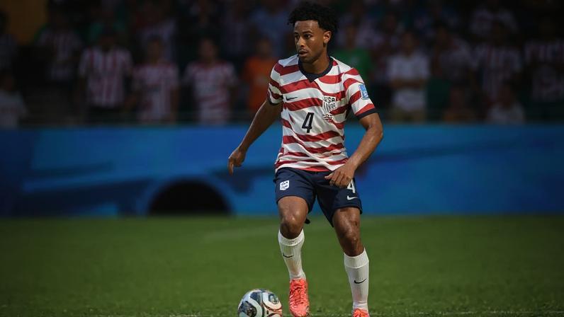 Tyler Adams durante treinamento dos Estados Unidos na Copa do Mundo –