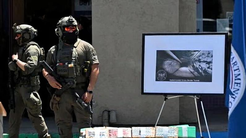 Quatro suspeitos indiciados após apreensão de cocaína por túnel EUA-México