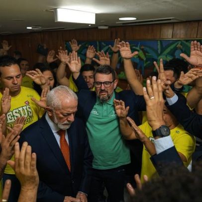 PT envia carta a evangélicos e afirma respeito do governo Lula às igrejas