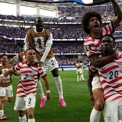 EUA dominam Paraguai na abertura da Copa do Mundo