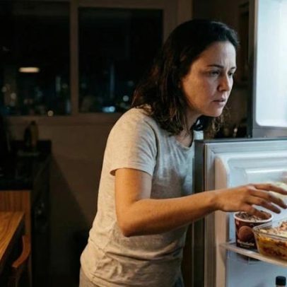Por que a vontade de comer aumenta à noite: fatores e explicações