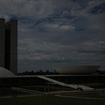 Governo paga R$ 18 bilhões em emendas e supera mínimo legal