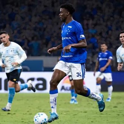 Jonathan Jesus completa dois anos no Cruzeiro em melhor momento com Artur Jorge
