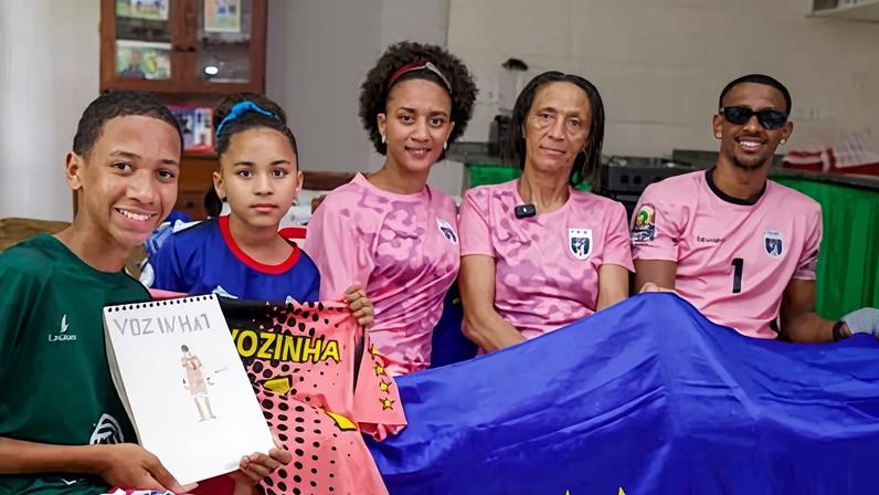 Mãe da estrela cabo-verdiana Vozinha garante visto para a Copa nos EUA
